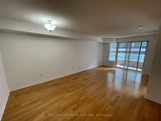 Additional image 4 of 270 Wellington St Unit 616