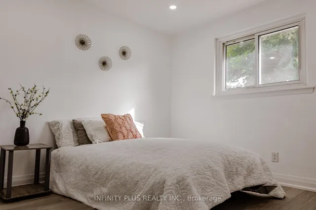 Additional image 16 of 31 Autumn Blvd