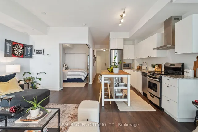 Additional image 14 of 51 East Liberty St Unit 1115