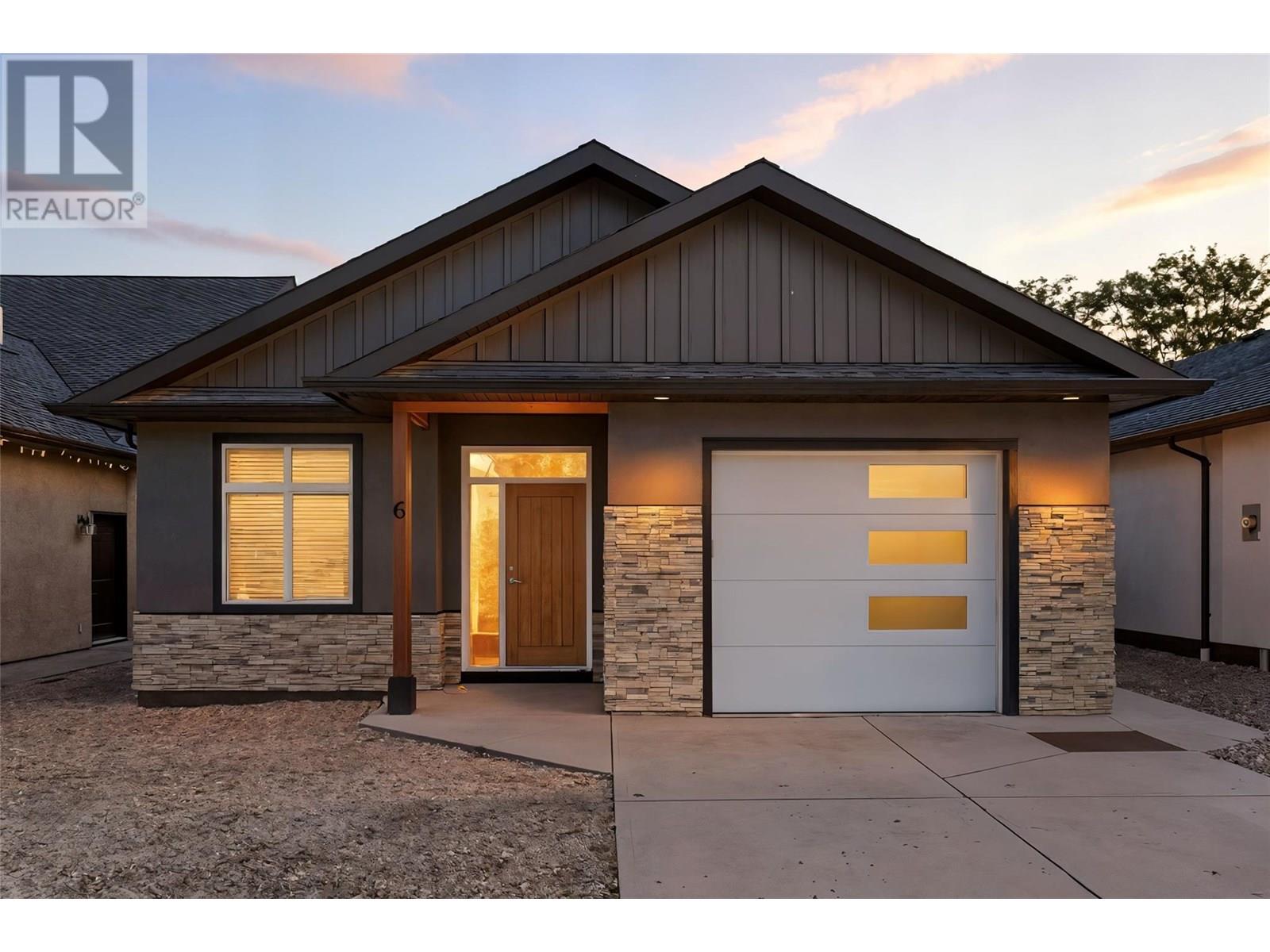 151 Beatty Ave NW Avenue NW Unit# 6|Salmon Arm, British Columbia V1E2W4