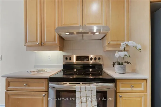 Additional image 11 of 1 Lomond Dr Unit 802