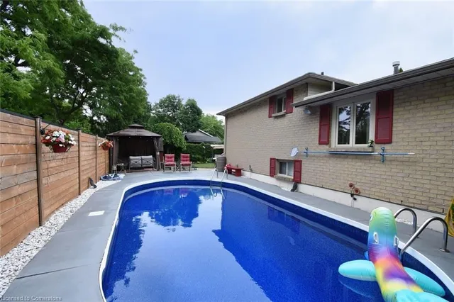 Additional image 48 of 2 Lobo Crt