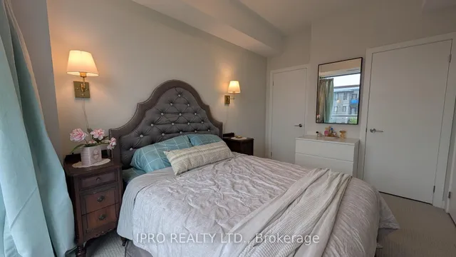 Additional image 4 of 600 North Service Rd Unit 222