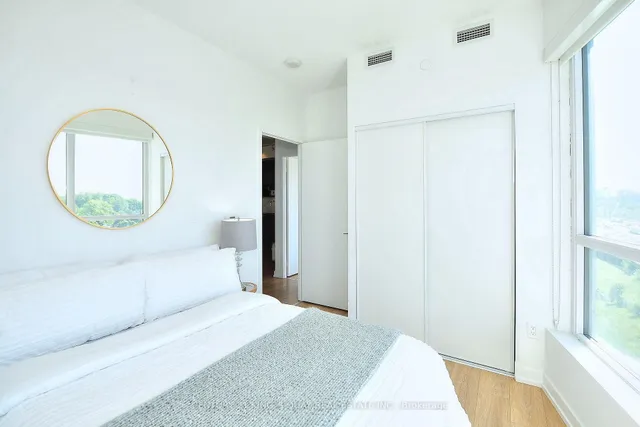 Additional image 22 of 115 McMahon Dr Unit 811