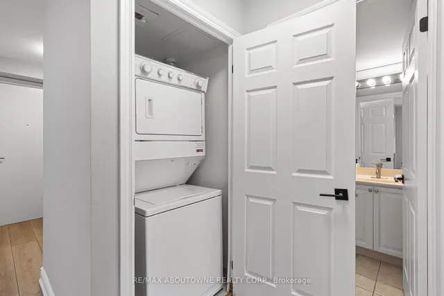 Additional image 18 of 5233 Dundas St Unit 227