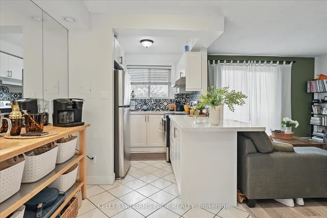 Additional image 7 of 2373 King St Unit 43