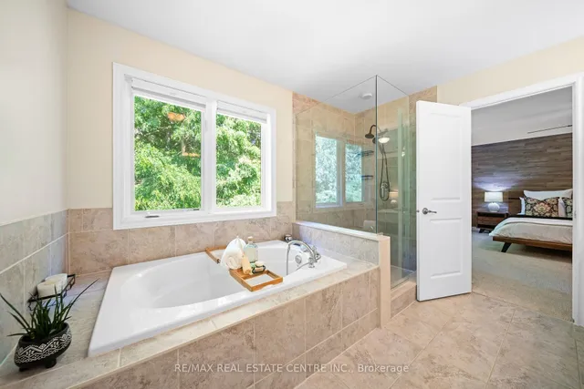 Additional image 37 of 441 Stonehenge Dr Unit 16