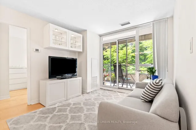 Additional image 13 of 35 Hollywood Ave Unit 211