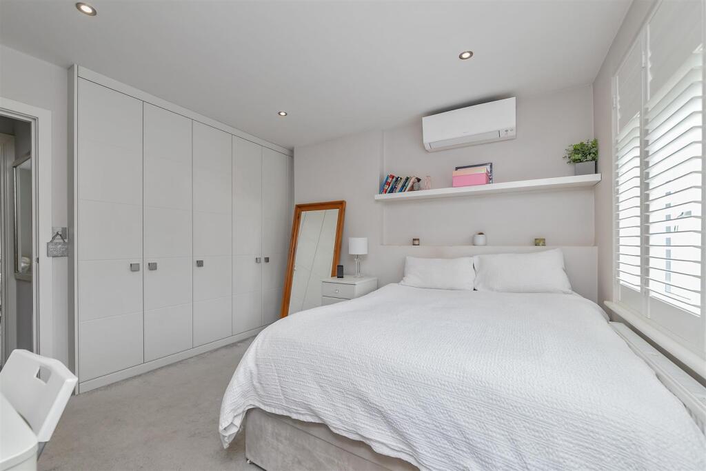 Additional image 26 of London Road, St. Albans