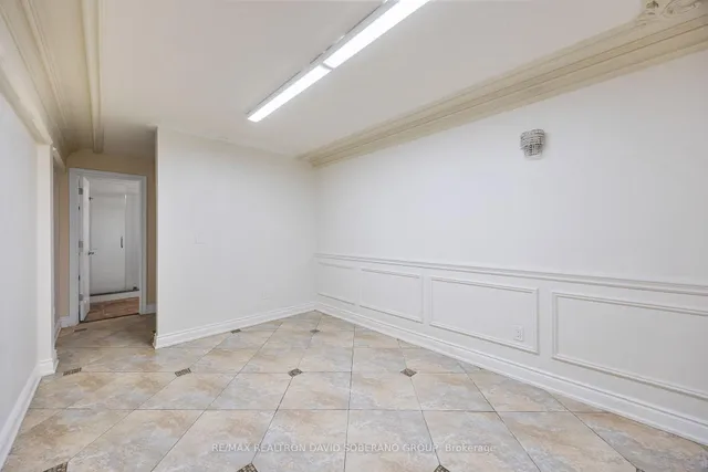 Additional image 28 of 10 Bainbridge Ave