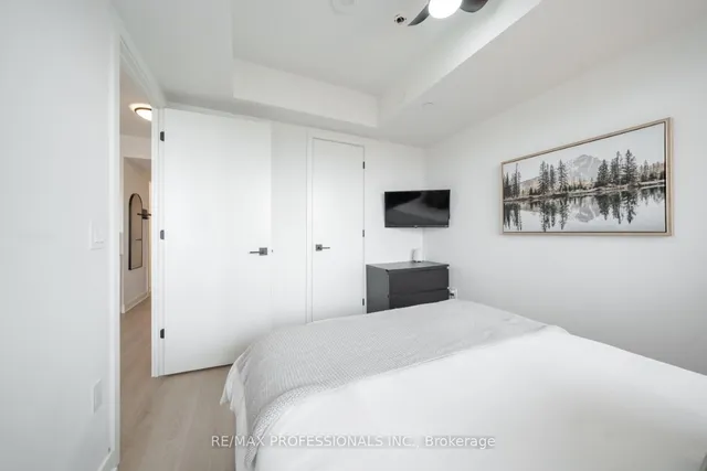 Additional image 16 of 36 Zorra St Unit 305