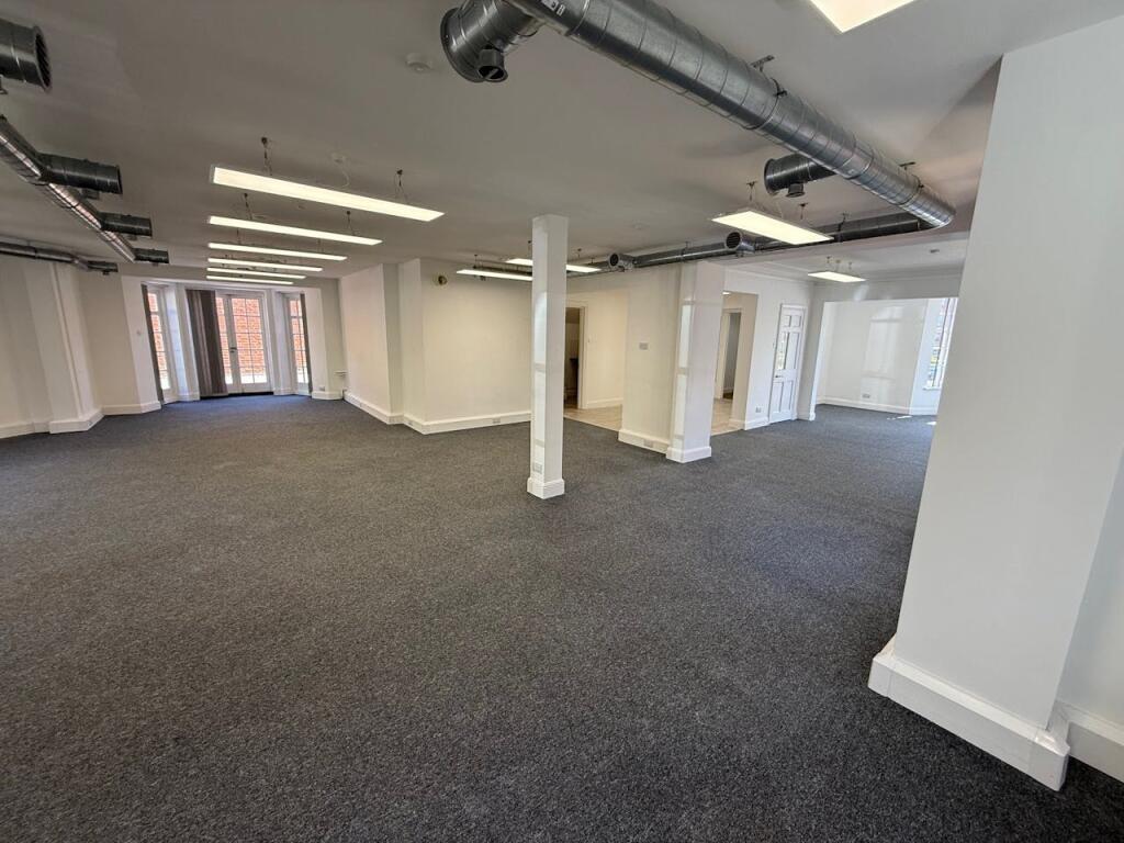 Additional image 3 of 10 Parkway, Welwyn Garden City, AL8 6HG