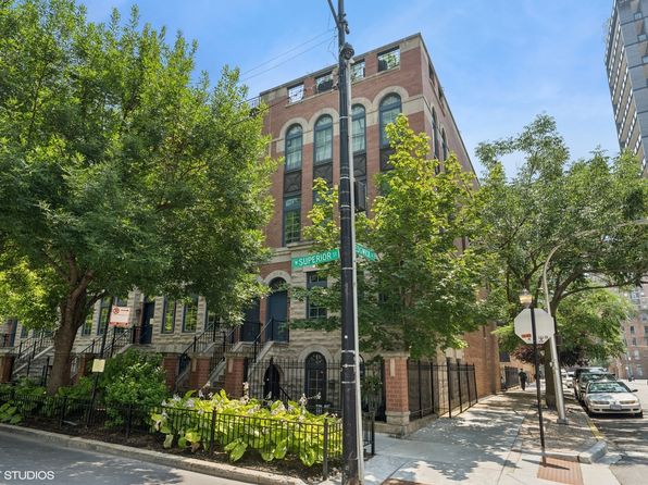 369 W Superior St UNIT A, Chicago, IL 60654