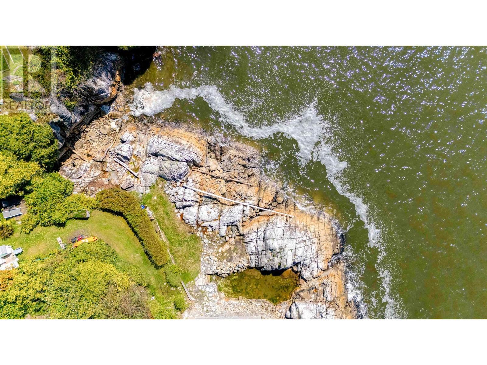 5252 MARINE DRIVE|West Vancouver, British Columbia V7W2P8