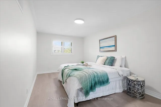 Additional image 19 of 121 Genesee Dr