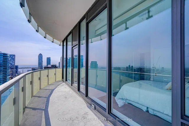 Additional image 38 of 197 Yonge St Unit 3605