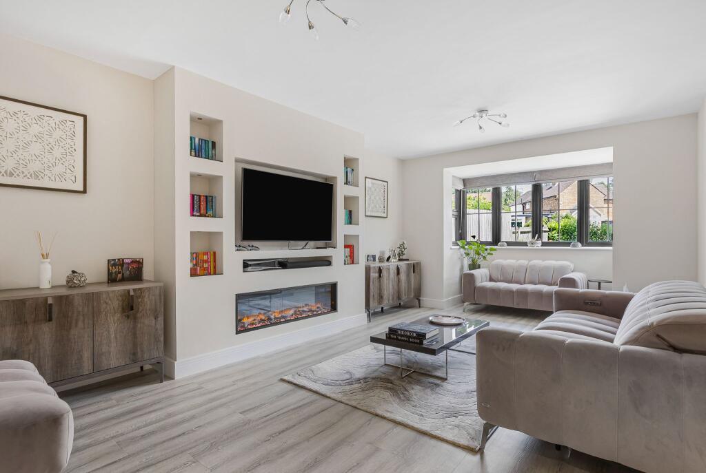 Additional image 3 of Pine Grove, Brookmans Park, AL9