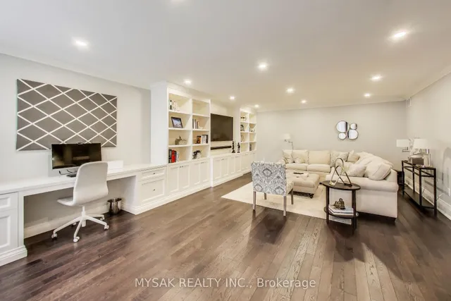 Additional image 3 of 2045 Lake Shore Blvd Unit 4504