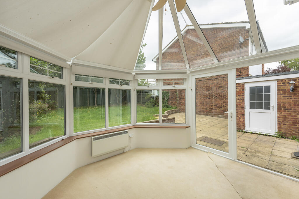 Additional image 4 of Flavian Close, St Albans, Herts, AL3