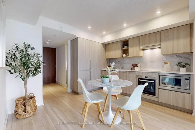 Additional image 4 of 17 Bathurst St Unit 2712