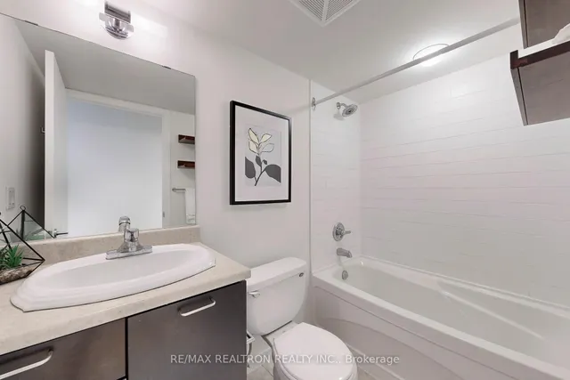 Additional image 22 of 76 Shuter St Unit 808