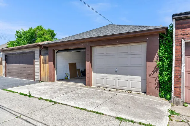 Additional image 33 of 187 Victoria Ave