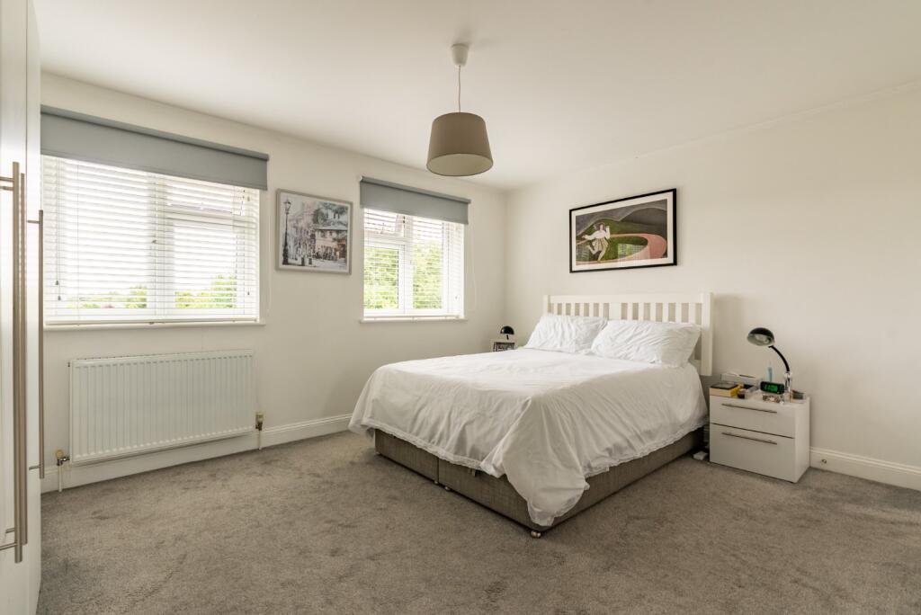 Additional image 11 of Pilgrim Close, Park Street, St. Albans, Hertfordshire, AL2