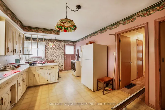 Additional image 10 of 46 Hardale Cres