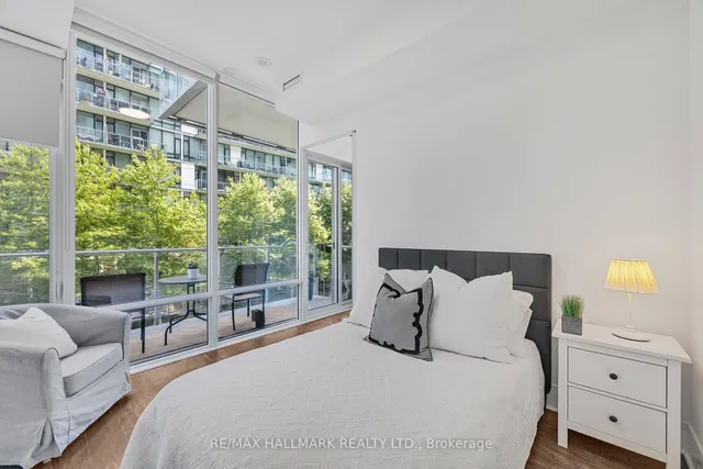 Additional image 20 of 29 Queens Quay Unit 318