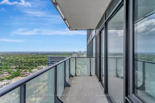 Additional image 41 of 161 Roehampton Ave Unit 4108