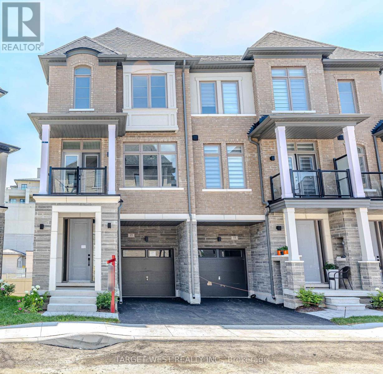23 ARCHAMBAULT WAY|Vaughan (Vellore Village), Ontario L4H5G4