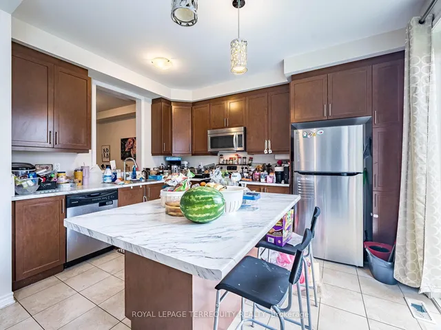 Additional image 17 of 903 Penson Cres