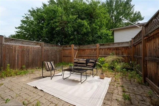 房产图片 46 - 803 Hyde Rd 单元3