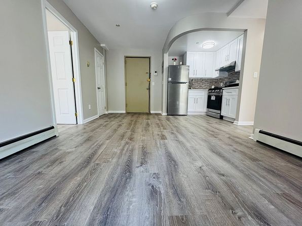132-49 41st Rd #2A, Flushing, NY 11355
