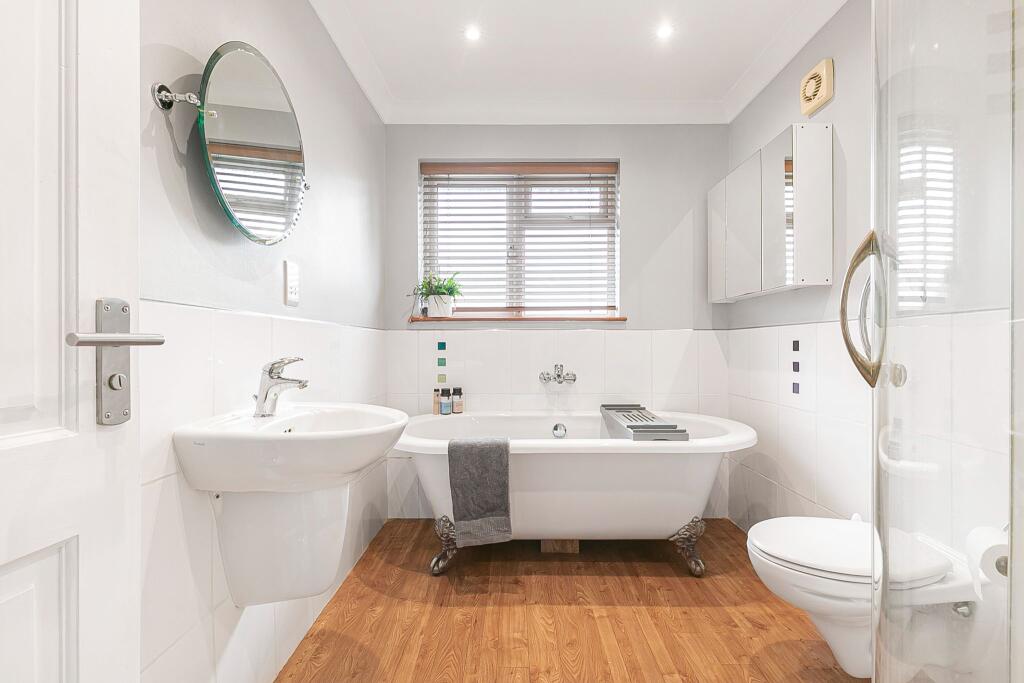 Additional image 17 of Bluebridge Road,Brookmans Park , AL9