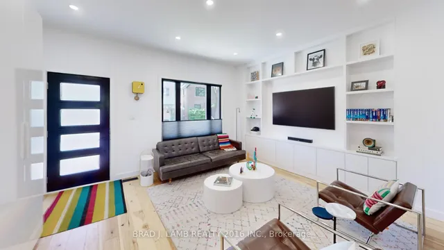 Additional image 10 of 4 Manchester Ave