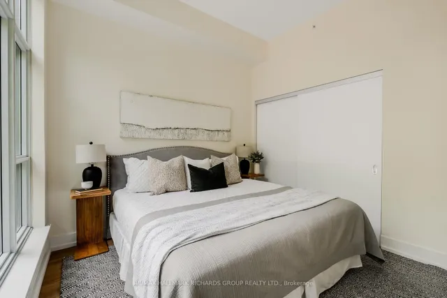 Additional image 12 of 66 Kippendavie Ave Unit 215