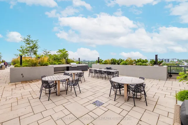 Additional image 32 of 3100 Keele St Unit 925