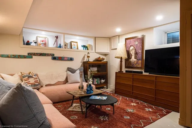 Additional image 32 of 55 Wood St