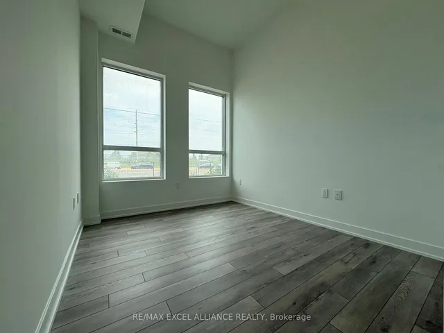 Additional image 10 of 1005 Dundas St Unit 146