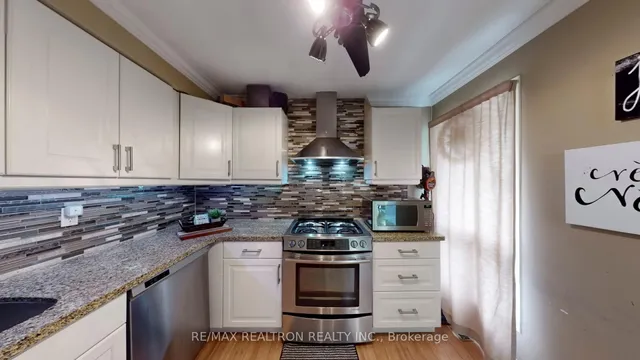 Additional image 19 of 4 Fanshawe Dr