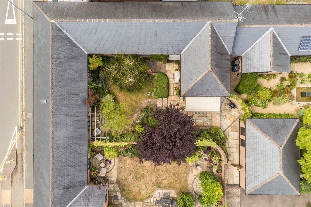 Additional image 23 of Hertford Road, Digswell, Welwyn, Hertfordshire, AL6