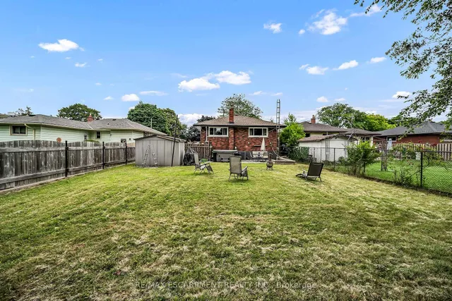 Additional image 43 of 70 Deschene Ave