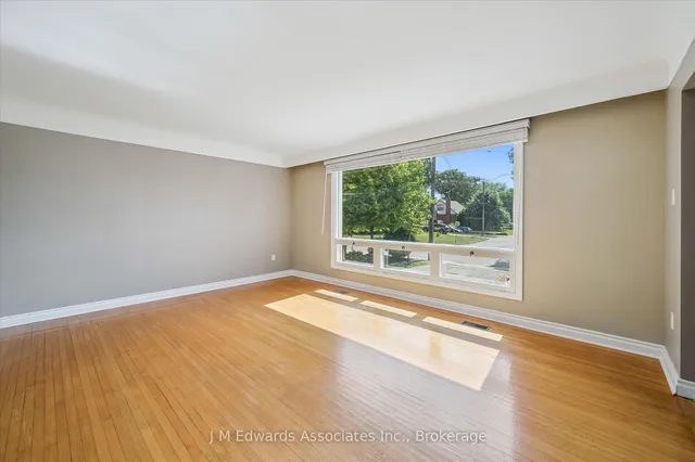 Additional image 11 of 46 Organ Cres