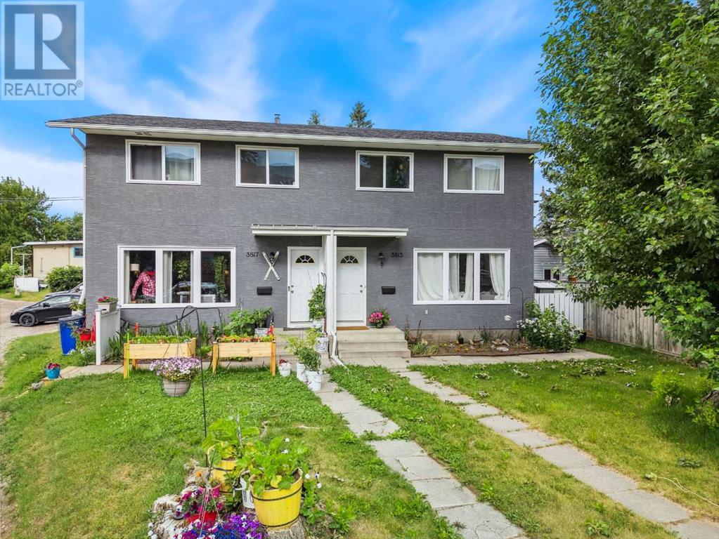 3815/3817 43 Street SW|Calgary, Alberta T3E3P8