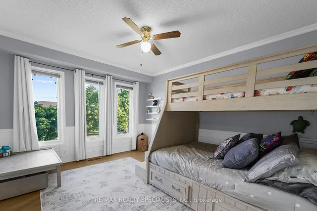 Additional image 18 of 38 Norfolk Ave