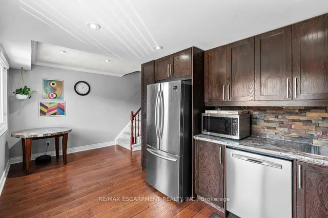 Additional image 16 of 29 HERITAGE Dr Unit 19