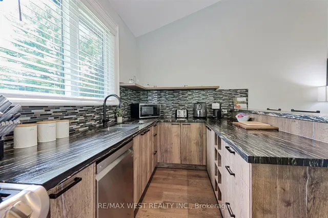 Additional image 17 of 18 Windy Ridge Dr