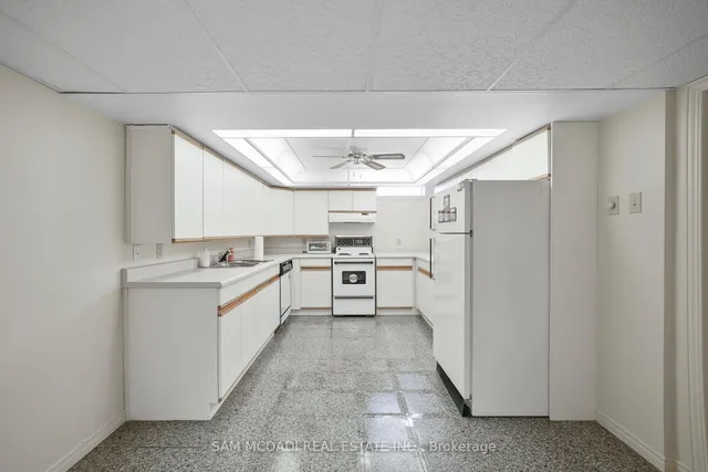 Additional image 38 of 7 Vogue Cres