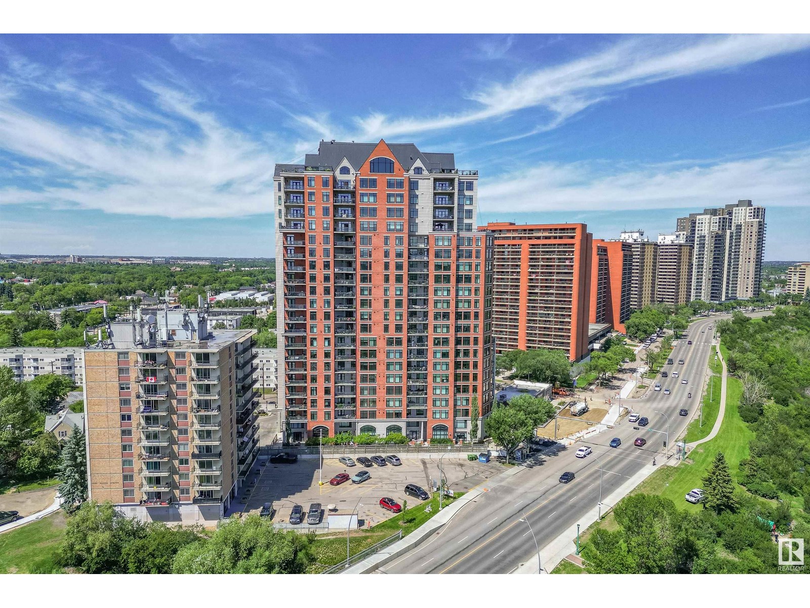 #706 9020 JASPER AV NW|Edmonton, Alberta T5H3S8